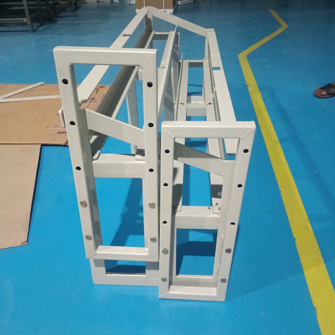 Metal fabrication assemblies